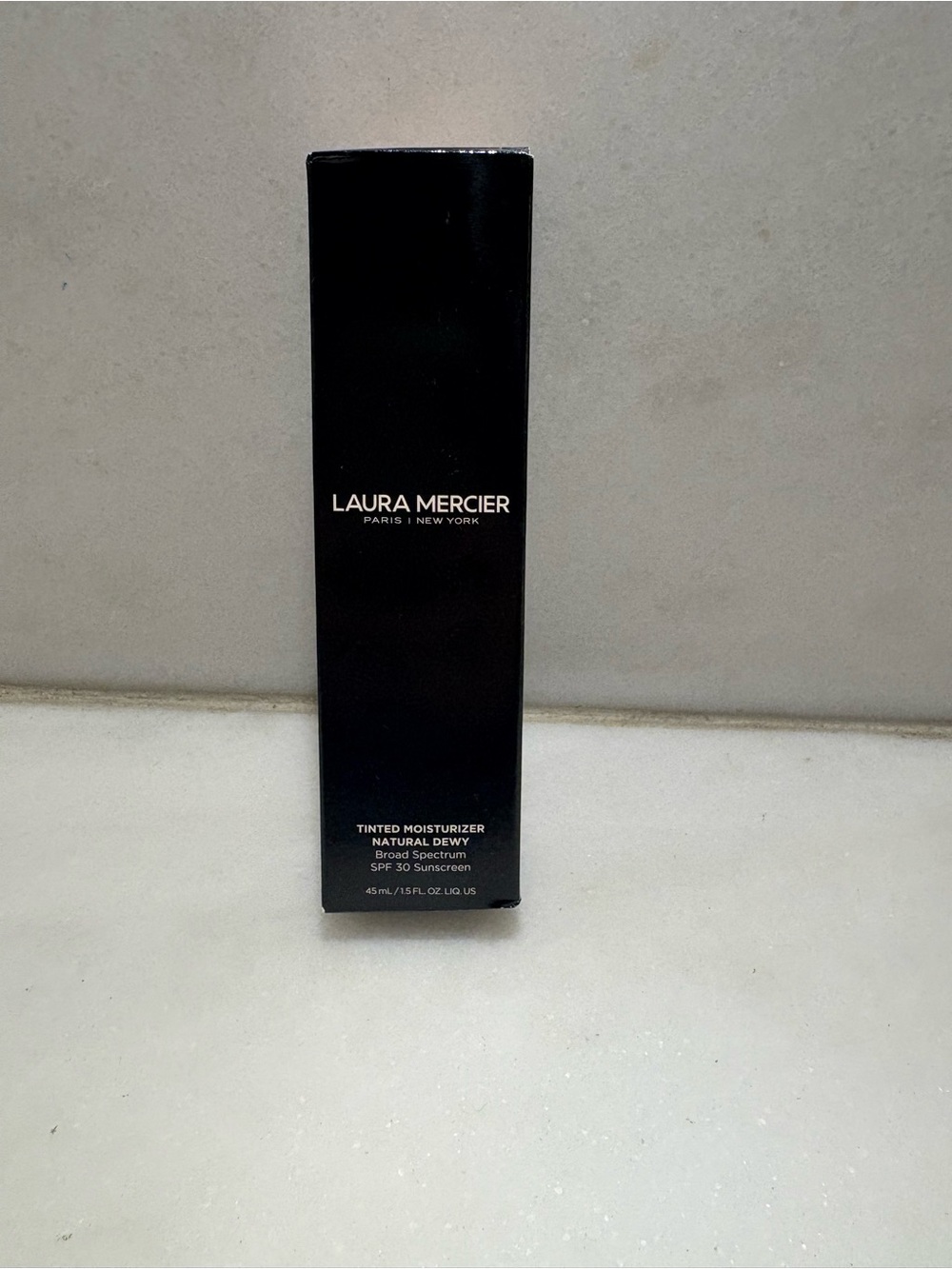 Laura Mercier Tinted Moisturizer in On Silk